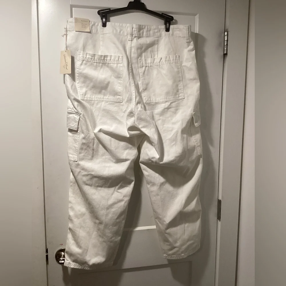 NWT Universal Thread Size 17 Boyfriend‎ Jeans White